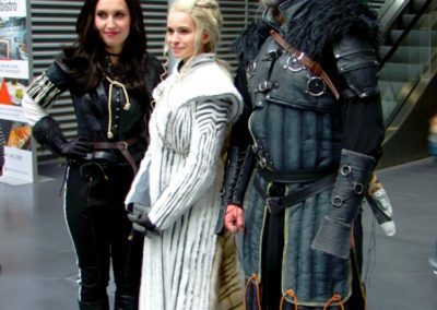 Pyrkon Festiwal Fantastyki 2019 - Jenefer oraz Geralta z Rivi z “Wiedźmina” w towarzystwie Daenaerys Targaryen z “Gry o tron”